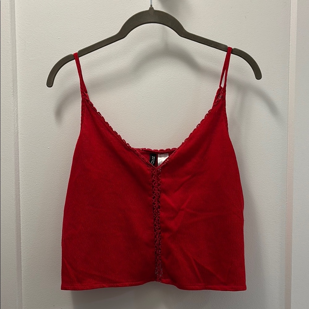 H&M Red Sleeveless Buttoned Crop Camisole